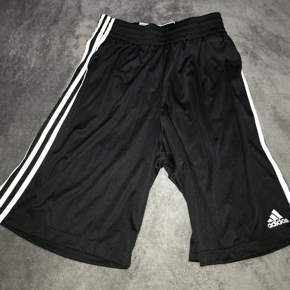 SALE‼️ Men’s Adidas shorts